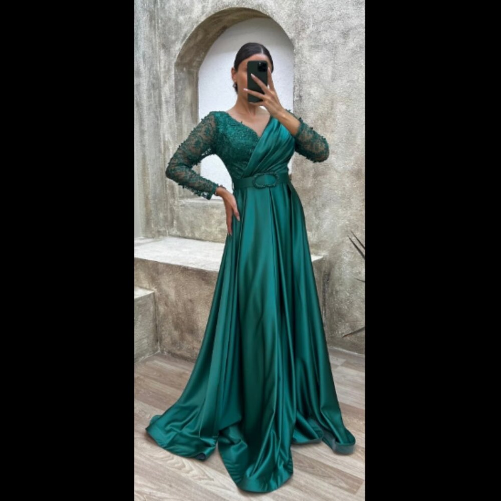 Long Formal Dress/Gown S/M NWT